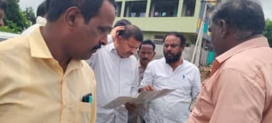 మహబూబాబాద్: మహబూబాబాద్ సిగ్నల్ కాలనీలో భూమి సర్వేపై విభిన్న ఆందోళనలపై ఉద్యమం