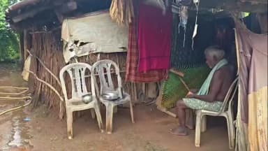 ବଲାଙ୍ଗୀର: ବହଲି ଗାଁରେ ସରକାରୀ ସହାୟତା ପାଇଁ ବାରଦୁଆର ହେଉଛନ୍ତି ଅସହାୟ ବୃଦ୍ଧ ମିଳୁନି ବର୍ଦ୍ଧକ୍ୟ ଭତ୍ତା ଓ ଶୌଚାଳୟ ସୁବିଧା