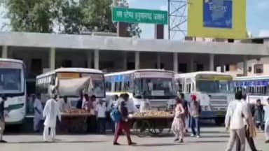 हनुमानगढ़: हनुमानगढ़ आगार को मिली 11 नई रोडवेज बसें, जिला कलक्टर ने हरी झंडी दिखाकर जोधपुर के लिए शुरू की सीधी बस सेवा