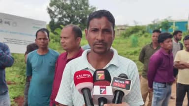 କୋରାପୁଟ: ଆଦର୍ଶ ଗ୍ରାମ ବଡ଼ ବଡିଙ୍ଗା ଗ୍ରାମରେ ବିଭିନ୍ନ ସମସ୍ୟା ନେଇ ପ୍ରତିକ୍ରିୟା ରଖିଛନ୍ତି ଗ୍ରାମବାସୀ