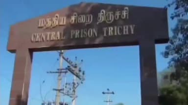 புதுக்கோட்டை: மாநகரை கலக்கிய பிரபல ரவுடி மணிகண்டன் என்ற கஞ்சா மணி கைது காமராஜ் நகரில் போதை மாத்திரை விற்பனை செய்யும் பொழுது கையும் களவுமாக பிடித்த போலீஸ்
