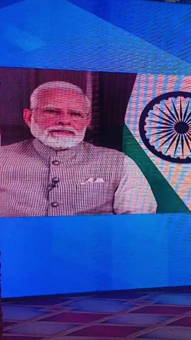 🇮🇳 "नशा मुक्त युवा – विकसित भारत संकल्प अभियान" के अंतर्गत शीतयोग कॉलेज परिसर, औरंगाबाद से आयोजित कार्यक्रम में आपका हार्दिक स्वागत है।
अपर समाहर्ता श्री अनुग्रह नारायण सिंह की अध्यक्षता में आयोजित इस कार्यक्रम में छात्र-छात्राएँ, युवा, शिक्षाविद्, प्रशासनिक पदाधिकारी एवं विभिन्न विभागों के प्रतिनिधि बड़ी संख्या में सहभागी बनकर नशामुक्त भारत एवं विकसित भारत के निर्माण का संकल्प ले रहे हैं।
इस अवसर पर माननीय प्रधानमंत्री श्री नरेंद्र मोदी देशभर के युवाओं को वर्चुअल माध्यम से संबोधित कर नशामुक्त जीवन, स्वस्थ समाज और विकसित भारत के निर्माण का संदेश देंगे। कार्यक्रम का सीधा प्रसारण प्रतिभागियों को राष्ट्रीय अभियान से जोड़ रहा है।
✨ आइए, मिलकर लें यह संकल्प— 🚫 नशे को कहें "ना"
💪 स्वस्थ जीवन को कहें "हाँ"
🌱 जागरूक युवा, सशक्त समाज
🇮🇳 नशामुक्त युवा, विकसित भारत की आधारशिला
यह अभियान केवल एक कार्यक्रम नहीं, बल्कि युवाओं के उज्ज्वल भविष्य, सामाजिक जागरूकता और राष्ट्र निर्माण की दिशा में जनभागीदारी का सशक्त आंदोलन है।
🎥 जुड़िए हमारे साथ इस लाइव प्रसारण में और बनिए नशामुक्त एवं विकसित भारत के इस राष्ट्रीय संकल्प के सहभागी।
📍 स्थान: शीतयोग कॉलेज परिसर, औरंगाबाद
#NashaMuktYuva #ViksitBharat #PMModi #DrugFreeIndia #MyBharat #Aurangabad #Live
Excise Taxation And Narcotics Control Department Khyber Pakhtunkhwa