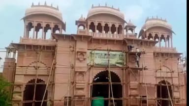 नांगल राजावतान: मीणा हाईकोर्ट परिसर में 9 अगस्त को आयोजित होने वाले विश्व आदिवासी दिवस समारोह की तैयारियां तेज, बांटे जा रहे पीले चावल