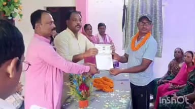 बरारी: समेली प्रखंड परिसर में जनता दल यू की प्रखंड कार्यकारिणी बैठक आयोजित, विधायक विजय सिंह रहे मौजूद