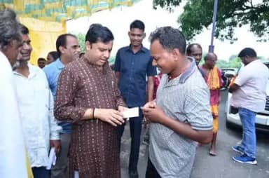 ଝାରସୁଗୁଡା: କିର୍ମିରା ବ୍ଲକରେ ଭଉଁରା ଆର୍.ଡି. ରାସ୍ତାରୁ ଲୁହୁରାପଡ଼ା ପର୍ଯ୍ୟନ୍ତ ସଡ଼କ ନିର୍ମାଣ କାର୍ଯ୍ୟର ଶିଳାନ୍ୟାସ