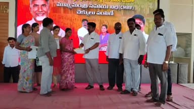 కనిగిరి: పట్టణంలో 52 మంది లబ్ధిదారులకు రూ.32 లక్షలు విలువచేసే CMRF చెక్కులను పంపిణీ చేసిన కనిగిరి ఎమ్మెల్యే ఉగ్ర నరసింహారెడ్డి