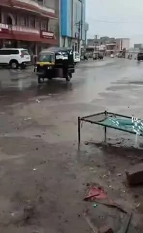 पोकरण: रामदेवरा में 7 दिन बाद 15 मिनट बारिश से मिली गर्मी से राहत, फसलों की बुवाई अब भी अटकी