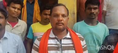 बस्तर: राजपुर में पीडीएस दुकान में 4 किलो चावल कम देने का ग्रामीणों ने लगाया आरोप, जांच शुरू, वार्डपंच रमेश दीवान ने दी जानकारी