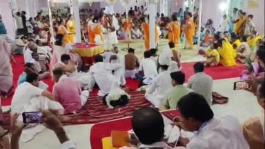 কৈলাশহর: কৈলাসহর শ্রীল ভুবনেশ্বর সাধু ঠাকুর সংস্কৃতিক বিকাশ কেন্দ্রের উদ্যোগে জয়দেব উৎসব অনুষ্ঠিত হয়েছে