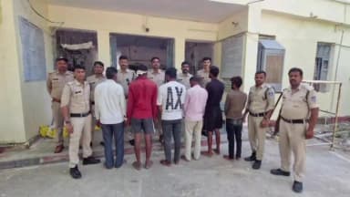 राजनगर: राजनगर पुलिस की बड़ी कार्रवाई, खजवा चौराहा हिंसा में हत्या के प्रयास के 6 आरोपी गिरफ्तार, लाठी-डंडे और रॉड बरामद, अन्य क