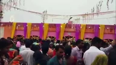 धोरैया: सावन की पहली सोमवारी पर धनकुंडनाथ शिव मंदिर प्रांगण में जलार्पण को उमड़े श्रद्धालु, 50 हजार भक्तों ने किया जलाभिषेक
