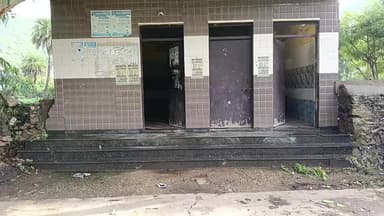 बूंदी: बाल चंद पाड़ा क्षेत्र में शौचालय की समय पर सफाई नहीं हो रही, आमजन परेशान
