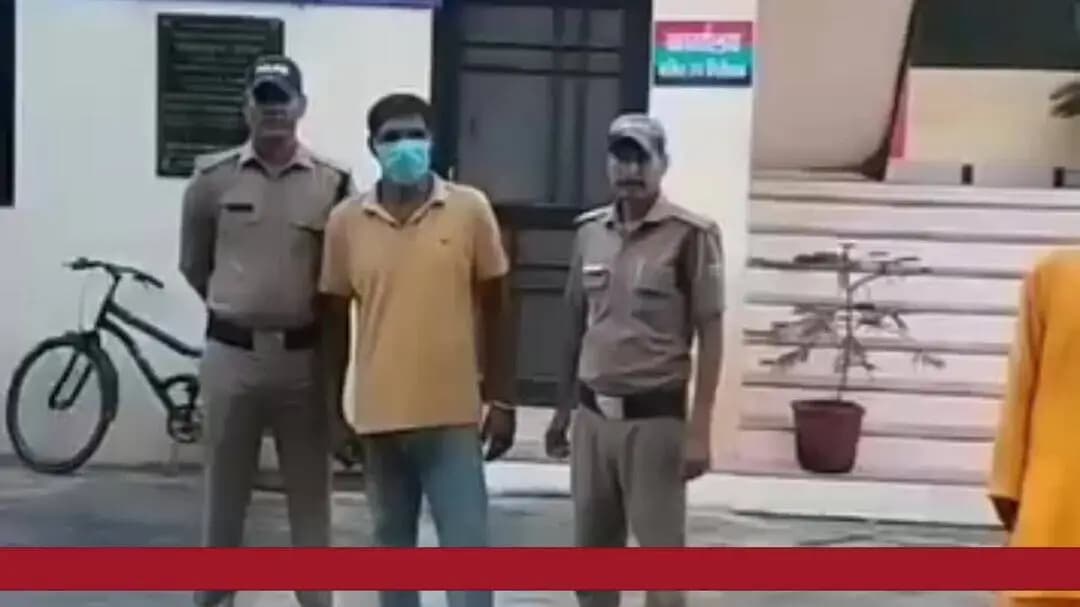 खानपुर पुलिस ने न्यायालय से जारी गिरफ्तारी वारंट की तामील करते हुए एक वारंटी अभियुक्त को गिरफ्तार किया है। वरिष्ठ पुलिस