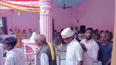 तिलोई: श्रावण के पहले सोमवार पर अमेठी में सुरक्षा के कड़े इंतजाम, मंदिरों में पुलिस तैनात रही