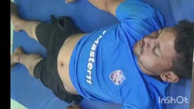 పలాస: సరిగా పల్లి గ్రామంలో విద్యుత్ మోటార్ మరమ్మత్తు పనులు చేస్తుండగా మురపాకల లోకేశ్వరరావు అనే వ్యక్తి విద్యుత్ షాక్ తో మృతి