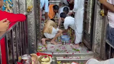 सांगानेर: छोटी काशी में सावन के पहले सोमवार को शिव मंदिरों में उमड़ा भक्तों का सैलाब, हर हर महादेव के जयकारों से गूंजा वातावरण