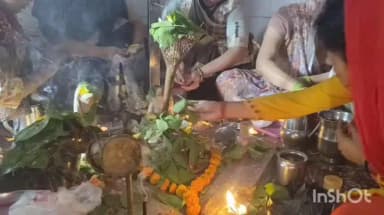 राजाखेड़ा: राजाखेड़ा में सावन के पहले सोमवार को श्रद्धालुओं ने की पूजा-अर्चना, शिव मंदिरों में गूंजे हर-हर महादेव के नारे