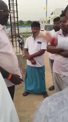 ಲಿಂಗಸೂರು: ಲಿಂಗಸುಗೂರಿನಲ್ಲಿ ಬಿಜೆಪಿ ಜಿಲ್ಲಾಧ್ಯಕ್ಷ ಹಾಗೂ ಶಾಸಕರ ಸಹೋದರ ನಡುವೆ ಹಣದ ವಿಚಾರಕ್ಕಾಗಿ ಹೊಡೆದಾಟ