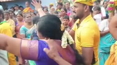பாப்பிரெட்டிபட்டி: பையர்நத்தம் கிராமத்தில் உள்ள அருள்மிகு ஸ்ரீ வீரபத்திரசுவாமி திருக்கோவிலில் ஆடி 18 விழா சிறப்பாக நடைபெற்றது.