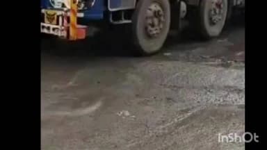 पीथमपुर: पीथमपुर का आजाद चौराहा बदहाल: गड्ढों से रोज़ाना जाम और हादसों का खतरा
