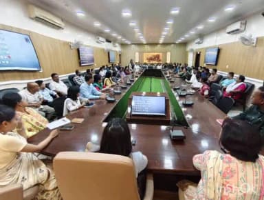 মৰিগাঁও: জিলা আয়ুক্তৰ কাৰ্যালয়ত নৱনিযুক্ত জিলা আয়ুক্ত সৃষ্টি সিঙৰ দায়িত্ব গ্ৰহণ: জনকল্যাণমুখী প্ৰশাসনৰ ওপৰত গুৰুত্ব আৰোপ