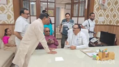 महाराजगंज: लखनऊ में उप मुख्यमंत्री से मिले सदर विधायक, PHC-CHC में विशेषज्ञ चिकित्सकों की नियुक्ति की मांग की
