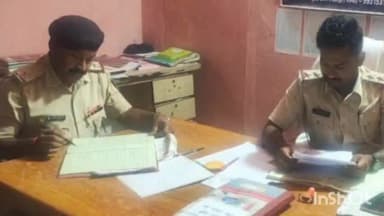 उदाकिशुनगंज: उदाकिशुनगंज अनुमंडल की पुलिस टीम के द्वारा समीक्षात्मक बैठक एवं कांड दैनिकी लेखन कार्य की हुई समीक्षा।