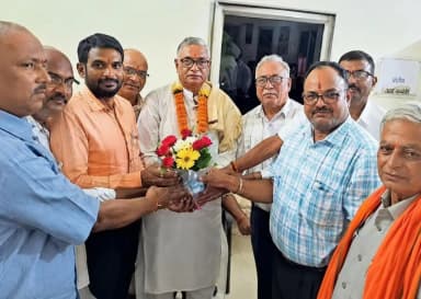 औंधी: छत्तीसगढ़ शिक्षक संघ की बैठक में शिक्षा आयोग ने सुधीर गौतम के साथ संवाद जारी रखने का किया आश्वासन