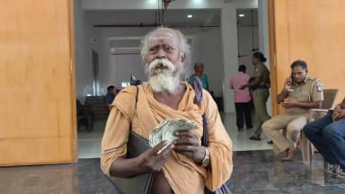 கள்ளக்குறிச்சி: மாவட்ட ஆட்சியர் அலுவலகத்தில் யாசகம் பெற்று சேர்த்த பத்தாயிரம் ரூபாய் பணத்தை முதல்வரின் பொது நிவாரண நிதிக்கு வழங்கிய முதியவர்