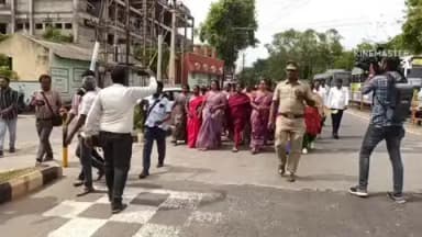 ஈரோடு: பன்னீர்செல்வம் பூங்கா பகுதியில் உதயநிதி ஸ்டாலினை கைது செய்ய வலியுறுத்தி தவெகவினர் ஆர்ப்பாட்டம்