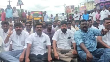 ஊத்தங்கரை: பேருந்து நிலையம் அருகே திமுக இளைஞர் அணி செயலாளர் உதயநிதி கைது செய்யப்பட்டதை கண்டித்து திமுகவினர் சாலை மறியல்
