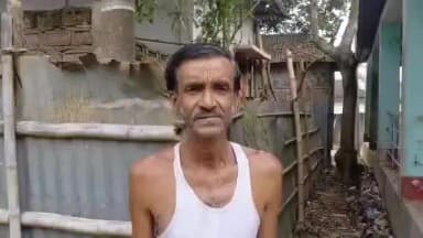 মোহনপুর: সিমনা বাজার সংলগ্ন সুজিত কুমার দেবের বাড়ির গাছ কেটে ফেলার অভিযোগ জন প্রতিনিধিদের বিরুদ্ধে