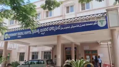 నిర్మల్: జిల్లా కేంద్రంలోని ప్రభుత్వ జనరల్ ఆసుపత్రిని ఆకస్మికంగా తనిఖీ చేసిన ఎమ్మెల్యే ఏలేటి మహేశ్వర్ రెడ్డి