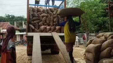 মোহনপুর: বামুটিয়া কৃষি মহকুমা এলাকাতে সহায়ক মূল্যে ধান ক্রয় প্রক্রিয়ার সূচনা
