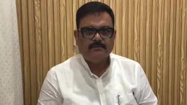 पूर्व मुख्यमंत्री अखिलेश यादव के बयान पर पलटवार करते कन्नौज के पूर्व सांसद सुब्रत पाठक