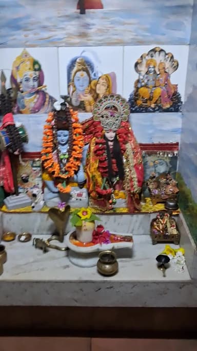 "जय भोलेनाथ की जय" चलों भोलेनाथ की शरण में.....
