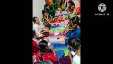 राजिम: ग्राम सढ़ौली में राखी निर्माण से आत्मनिर्भर बन रहीं गायत्री स्व सहायता समूह की महिलाएं