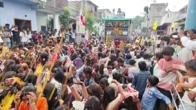 निवाली: तहसील के ग्राम गवाडी में साप्ताहिक विश्व आदिवासी दिवस पर भव्य समारोह आयोजित हुआ