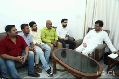 हरदोई: आबकारी मंत्री नितिन अग्रवाल ने कार्यकर्ताओं से की मुलाकात, हालचाल जाना
