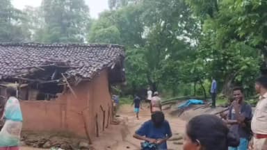 ठेठईटांगर: जंगली हाथी के हमले में ग्रामीण की मौत, प्रशासन ने दी तत्काल सहायता