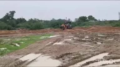मौ: खनन विभाग ने गोहद और मौ क्षेत्र में अवैध रेत भंडारण का विनष्टीकरण किया