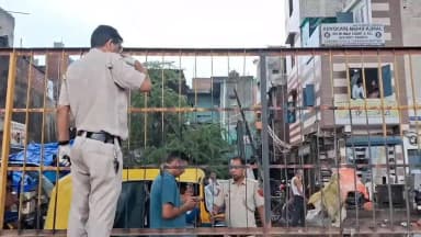 यमुना विहार: देहरादून एक्सप्रेसवे पर हाई वोल्टेज करंट से युवक की मौत