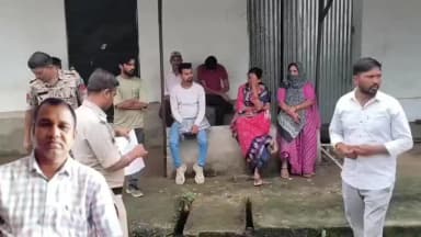 बालाघाट: स्कूल में पढ़ाते समय बिगड़ी शिक्षक की तबीयत, जिला अस्पताल में मौत; हार्ट अटैक या अन्य कारण, पीएम रिपोर्ट से होगा खुलासा