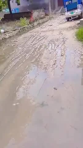 atrauli ke gaon rajgaon Jo kargil sahid rajveer singh ka gaon hai lekin vikas Aaj bhi adhura hai aakhir kab tak ye sab