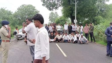 #bamhori kasba ke sarkari hospital me doctor ki maag chatr pardarshan