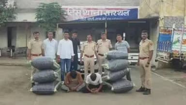 छीपाबड़ोद: सारथल थाना पुलिस ने 64.680 ग्राम के साथ 2 युवकों को गिरफ्तार कर कार की ज़ब्त की