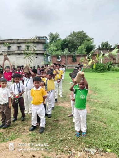 “ ज्ञानदीप ज्योति पब्लिक स्कूल चनेया बाजार किशुनपुर में वृक्षारोपण अभियान, बच्चों ने लिया पर्यावरण बचाने का संकल्प”