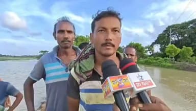 ବସ୍ତା: ପଳପଳା ନଦୀରେ ବନ୍ୟା ଯୋଗୁଁ ଭାଙ୍ଗିଲା ବାଲି ବନ୍ଧ,ପ୍ରତିକ୍ରିୟା ରଖିଲେ କାଳୀଡିହ ଗ୍ରାମର ଗ୍ରାମବାସୀଙ୍କ ପ୍ରତିକ୍ରିୟା
