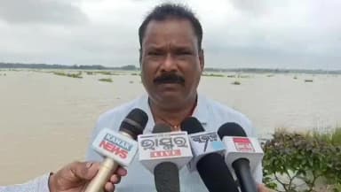 ବସ୍ତା: ଜଳ ନିଷ୍କାସନର ସୁବିଧାନଥିବାରୁ ଏବେବି ହଜାର ହଜାରହେକ୍ଟର ଚାଷ ଜମିରେ ଲହଡି ମାରୁଛି ବନ୍ଯା ପାଣି,ବସ୍ତା ବିଜେଡିବରିଷ୍ଠ ନେତାଙ୍କ ପ୍ରତିକ୍ରିୟା