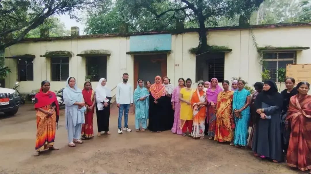 छिंदवाड़ा: कक्षा 6 के बच्चों से आपत्तिजनक बातें करने का आरोप, शिक्षिका निलंबित, निष्पक्ष जांच की मांग